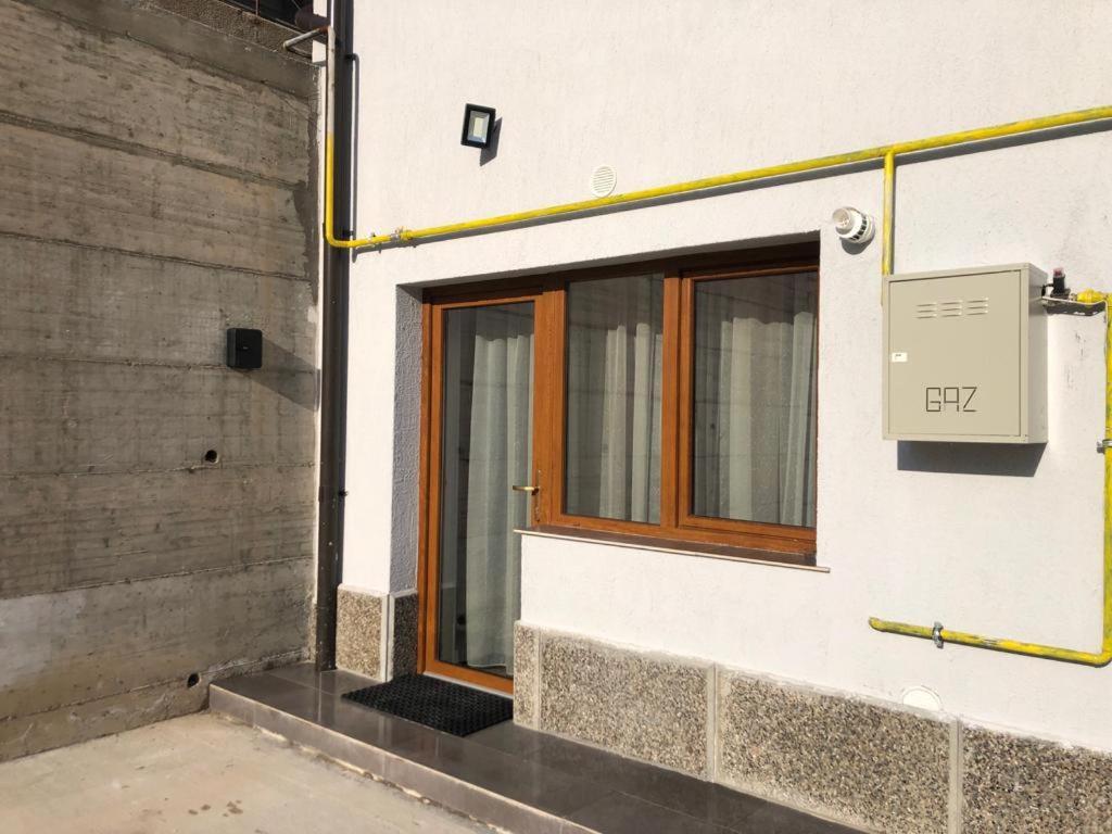 Narcisa Apartment Piatra Neamt Exterior photo